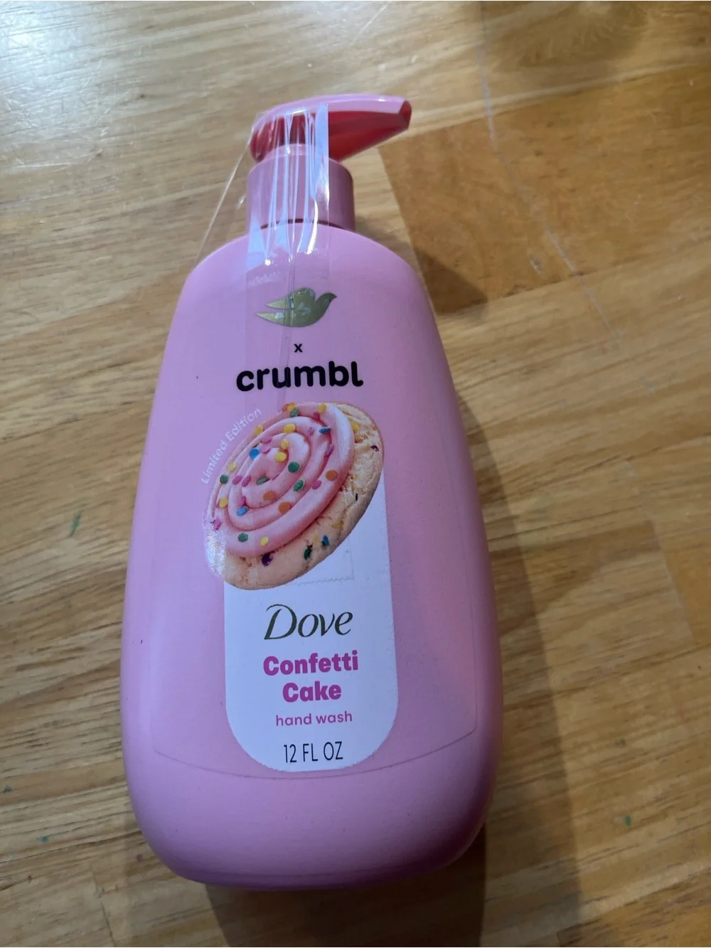 Limited Edition Dove Crumbl Confetti Cake Hand Wash - Pink